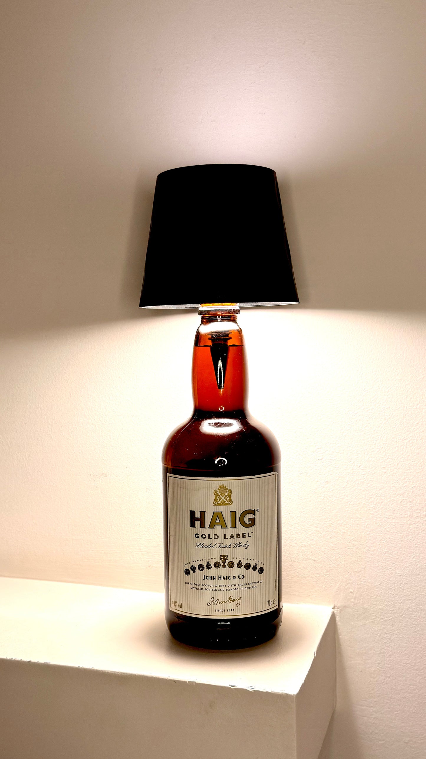 Haig ''Whiskey'' Table Lamp